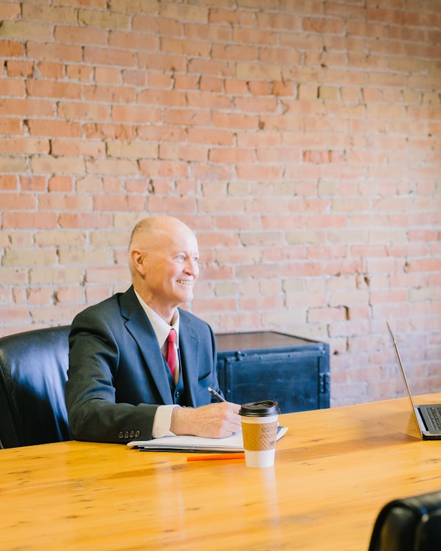 Payroll manager · Compliance