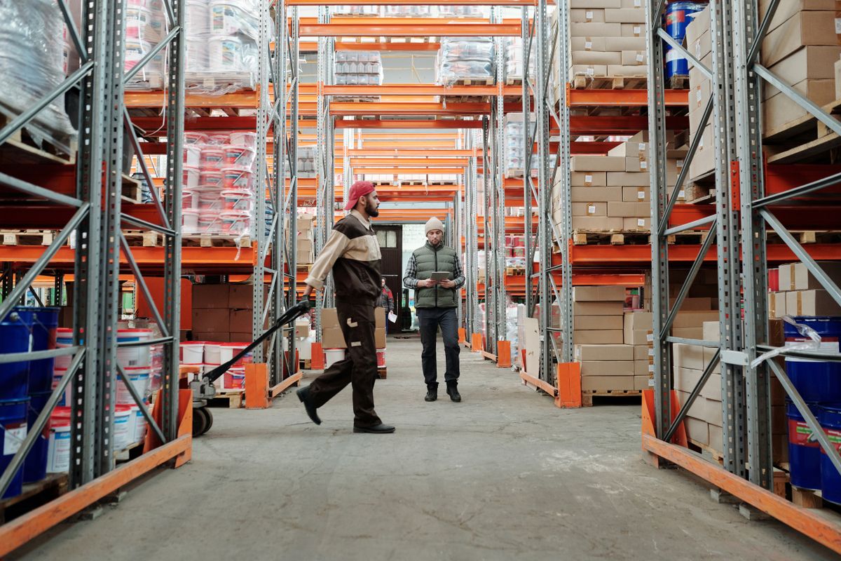 Entrepôt de distribution au Québec